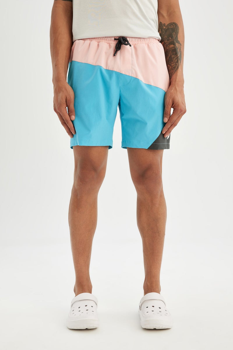 ديفاكتو شورت بحر قصير قصة عادية محكم ملون من DeFactoFit - Image 4